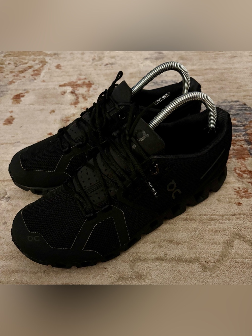 On Cloud 6 Women’s Athletic Shoes